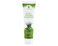 Forever Aloe-Jojoba Shampoo com Aloe Vera e Jojoba para todos os tipos de cabelo
